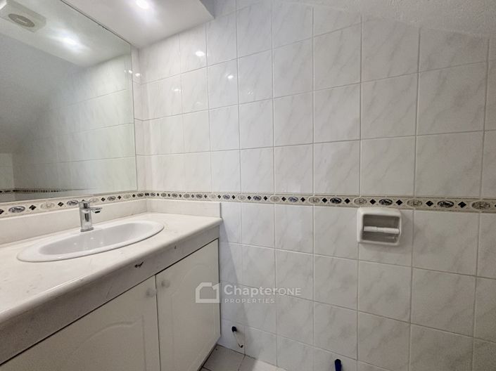 Image No.18-3 Bed Villa for sale