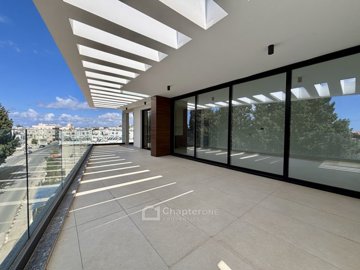 Penthouse For Sale  in  Kato Paphos - Universal