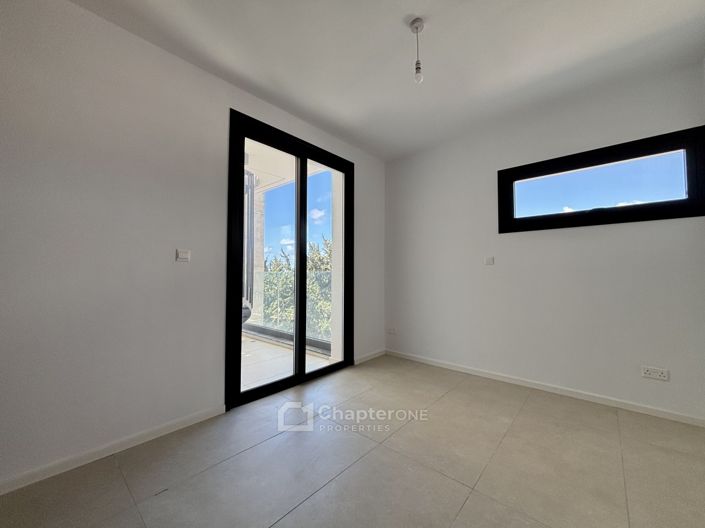 Image No.18-3 Bed Penthouse for sale