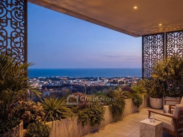 Detached Villa For Sale  in  Paphos Town