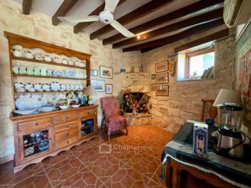 Traditional House For Sale  in  Episkopi