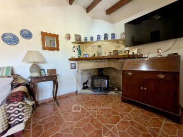 Traditional House For Sale  in  Episkopi