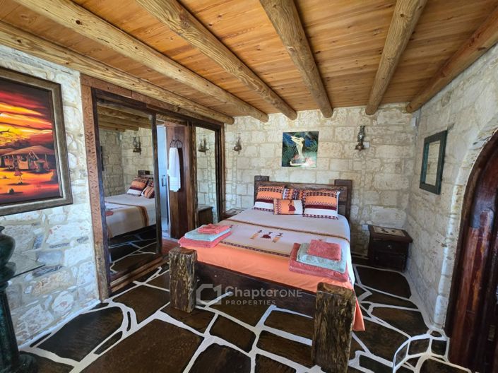 Image No.23-7 Bed Villa for sale