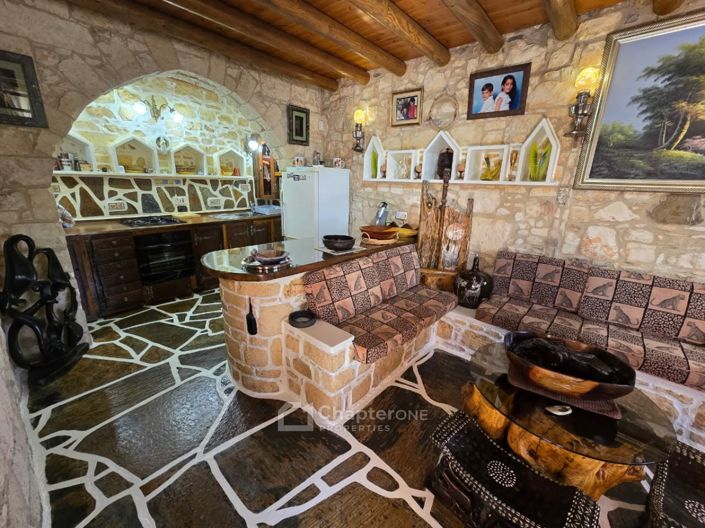 Image No.25-7 Bed Villa for sale