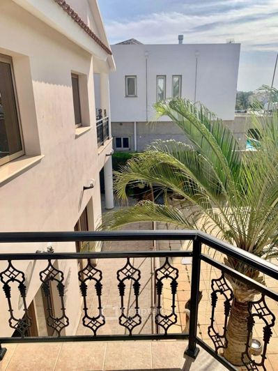 Image No.5-4 Bed Villa for sale