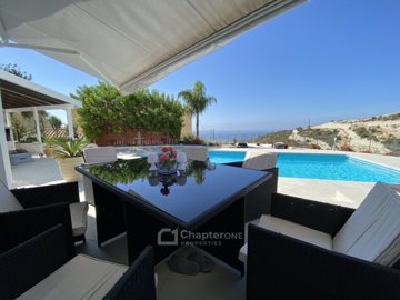 Detached Villa For Sale  in  Peyia