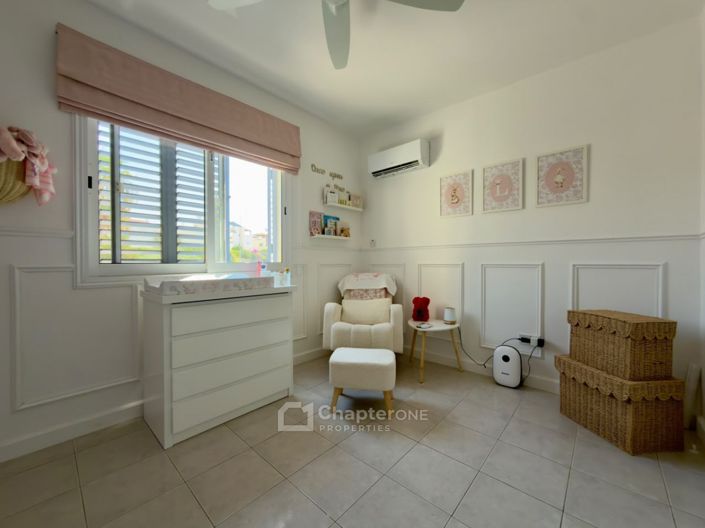 Image No.21-2 Bed Townhouse for sale