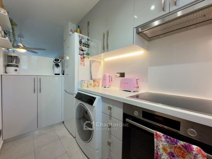 Image No.5-2 Bed Townhouse for sale