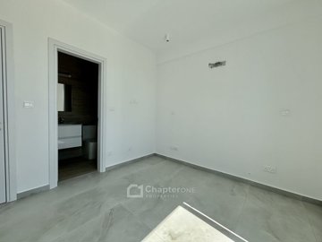 Apartment For Sale  in  Paphos Town