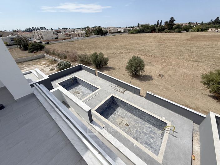 Image No.24-3 Bed Villa for sale