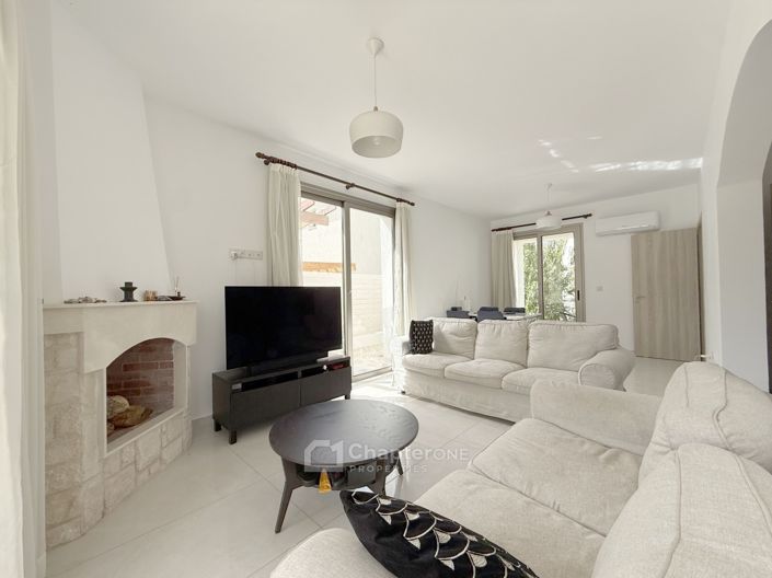 Image No.2-3 Bed Villa for sale