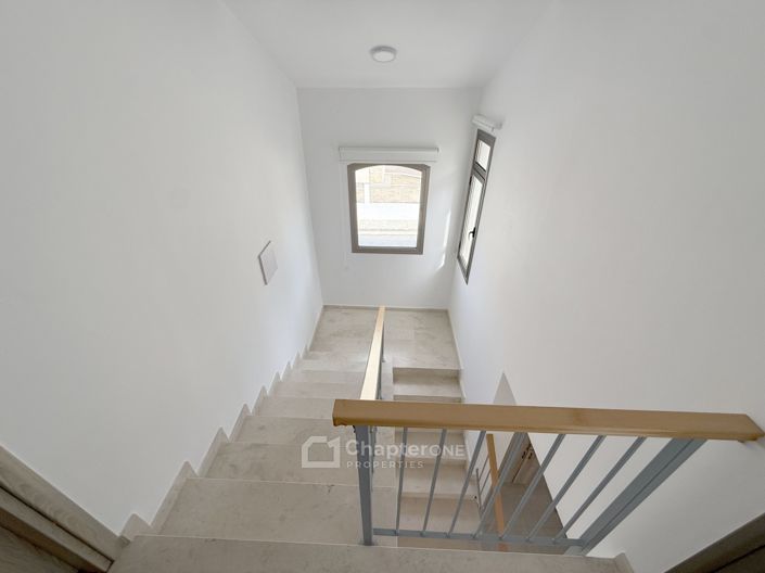 Image No.27-3 Bed Villa for sale