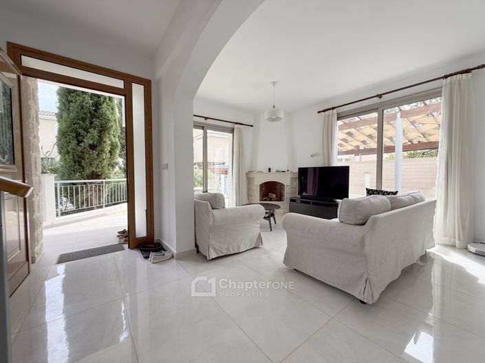 Image No.6-3 Bed Villa for sale