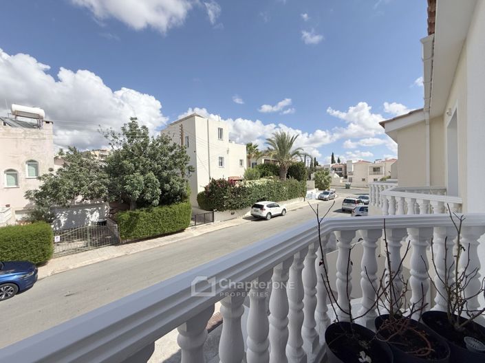 Image No.12-2 Bed Townhouse for sale