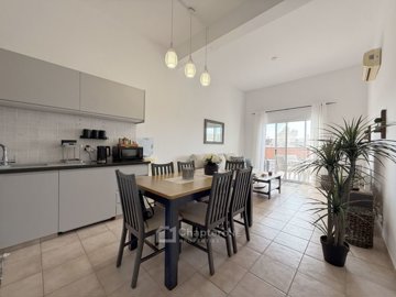 Townhouse For Sale  in  Select Location