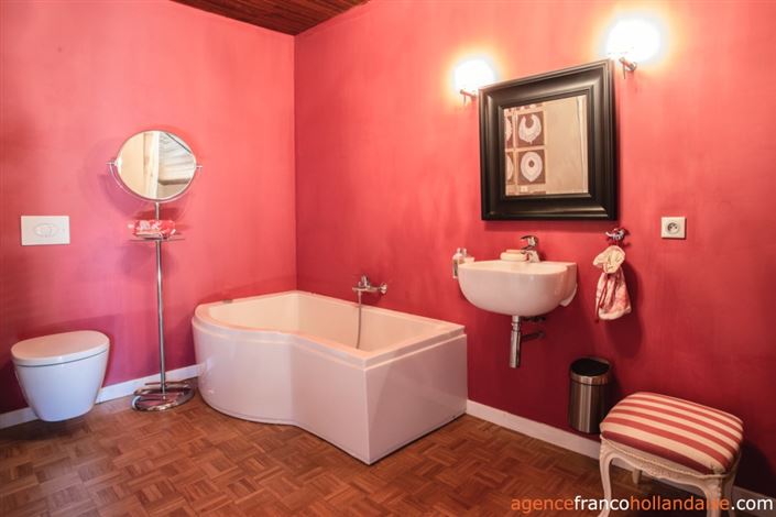 Image No.16-5 Bed House for sale