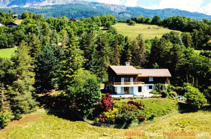 Image No.2-5 Bed House for sale