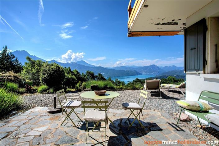 Image No.25-5 Bed House for sale