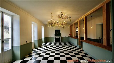 gerenoveerd-chateau-met-zakelijke-mogelijkhed