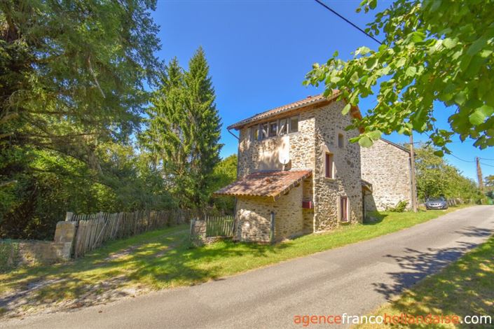 Image No.2-Maison de 6 chambres à vendre à Neuvic-Entier