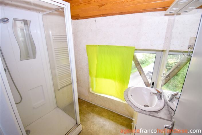 Image No.9-Maison de 6 chambres à vendre à Neuvic-Entier