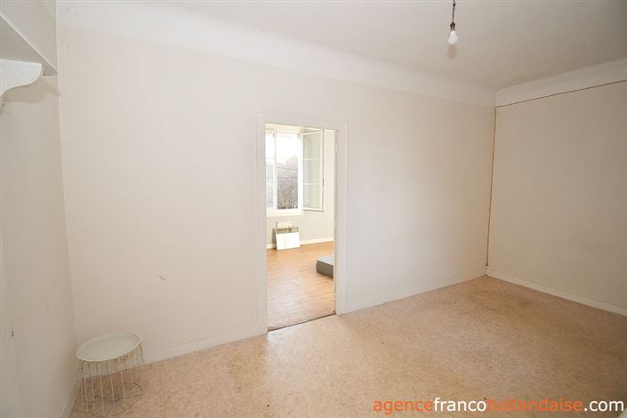 Image No.21-3 Bed House for sale