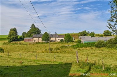 boerderij-schuren-ruinegte-et-43-hectare-29la