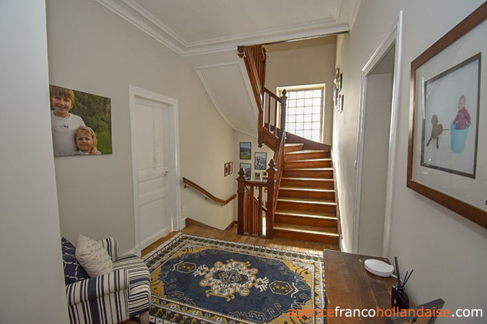 Image No.18-5 Bed House for sale