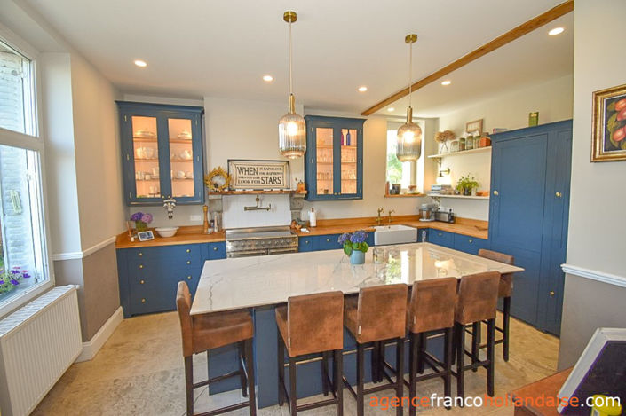 Image No.5-5 Bed House for sale