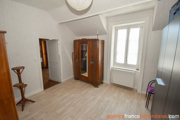 Image No.22-6 Bed House for sale