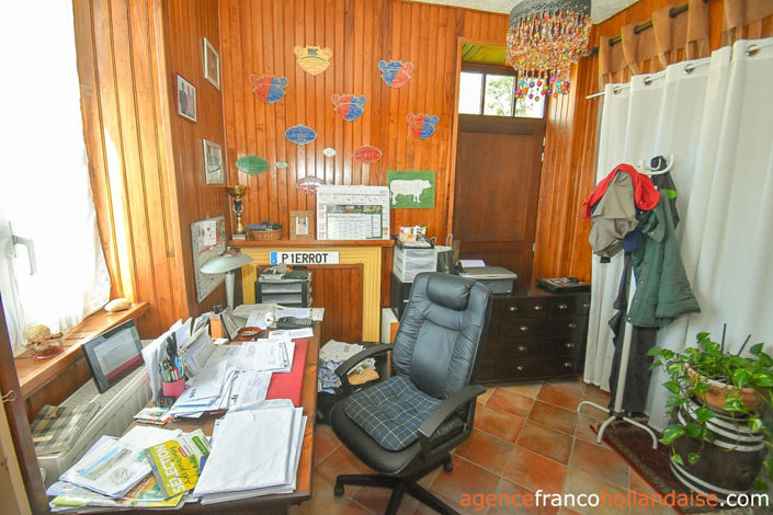 Image No.25-6 Bed House for sale