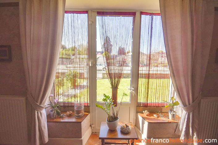 Image No.8-6 Bed House for sale