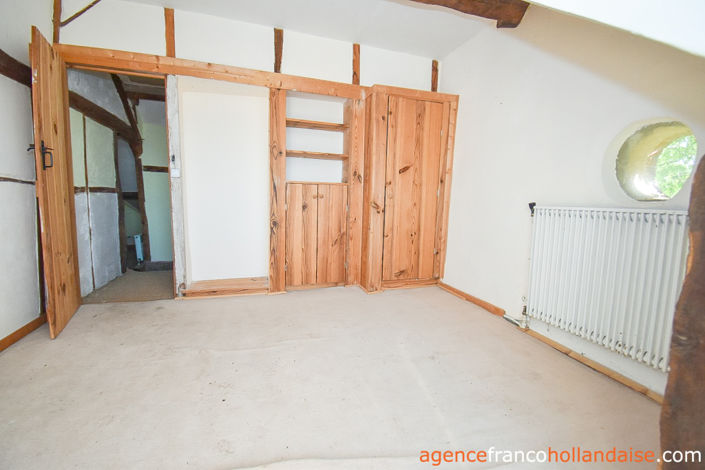 Image No.8-3 Bed House for sale