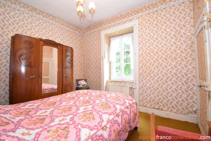 Image No.9-2 Bed House for sale