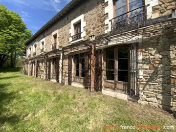 1 - Cublac, Maison
