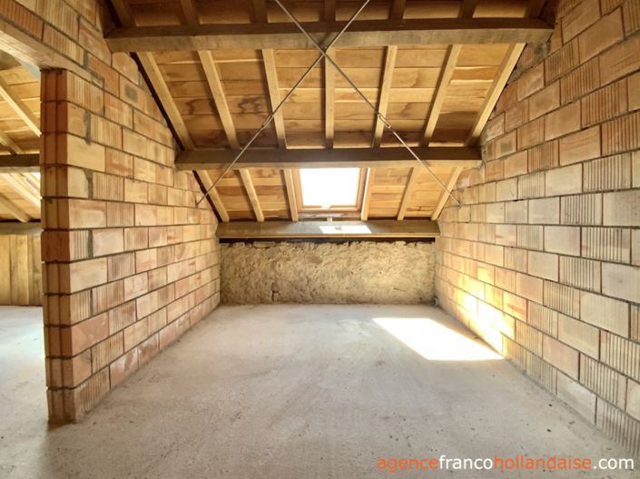 Image No.13-15 Bed House for sale
