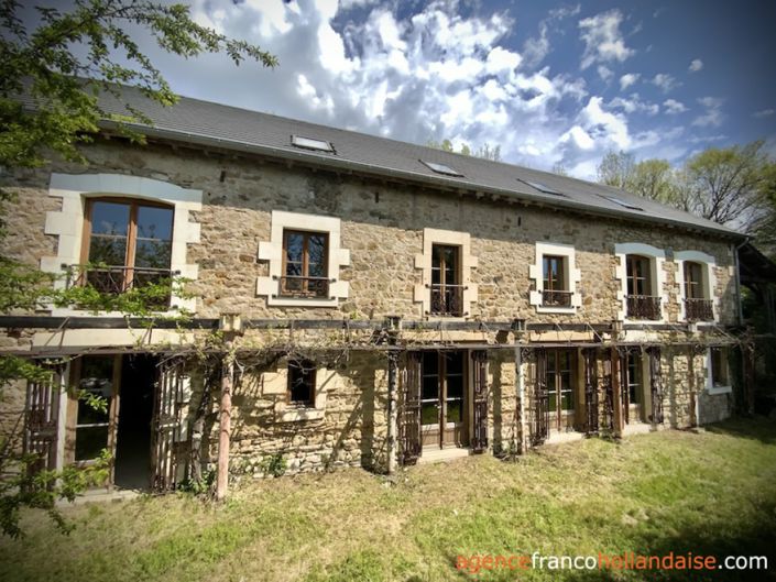 Image No.17-15 Bed House for sale