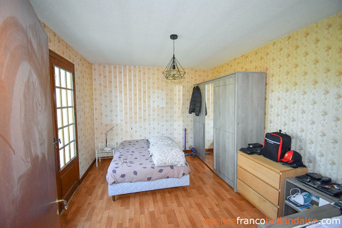 Image No.7-4 Bed House for sale