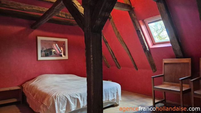 Image No.15-2 Bed House for sale