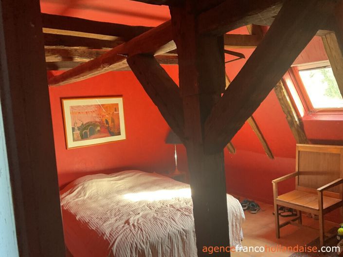 Image No.18-2 Bed House for sale