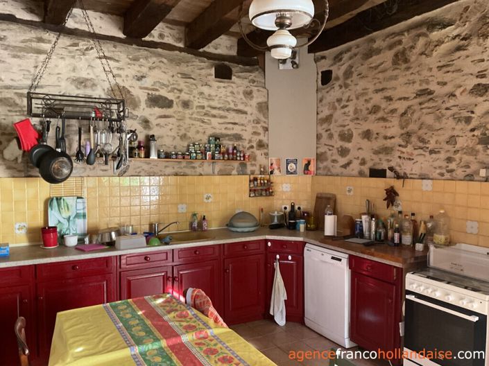 Image No.9-2 Bed House for sale