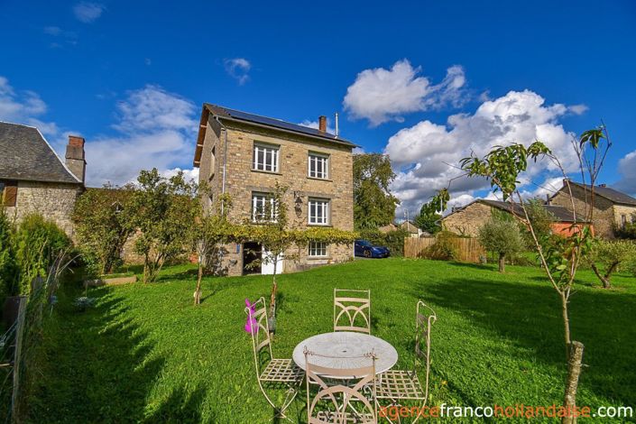 Image No.1-4 Bed House for sale
