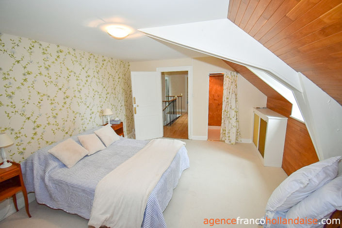 Image No.39-8 Bed House for sale