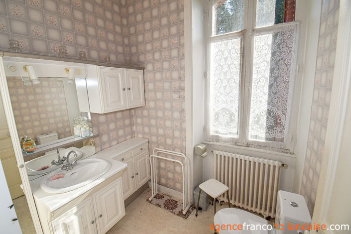 Image No.11-5 Bed House for sale