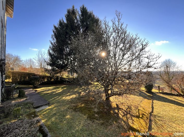 Image No.40-5 Bed House for sale