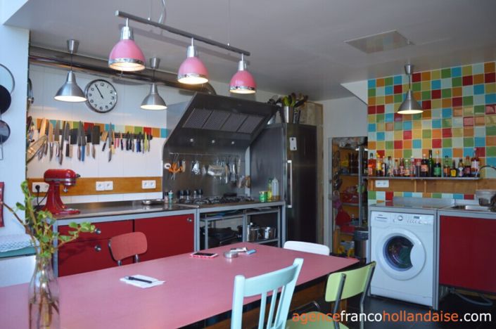 Image No.23-Commercial de 3 chambres à vendre à Châteauneuf-la-Forêt