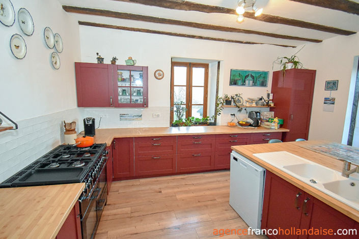 Image No.3-3 Bed House for sale