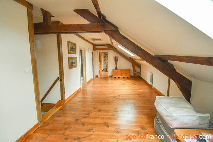 Image No.12-4 Bed House for sale