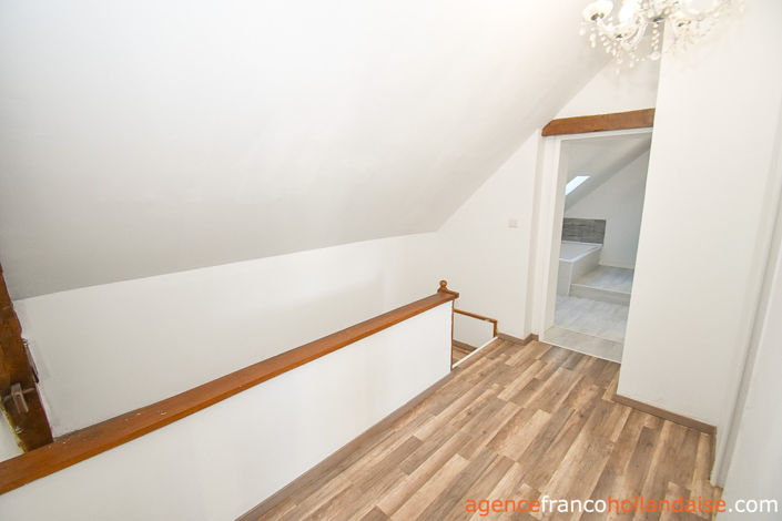 Image No.27-4 Bed House for sale