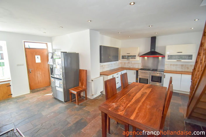 Image No.3-4 Bed House for sale